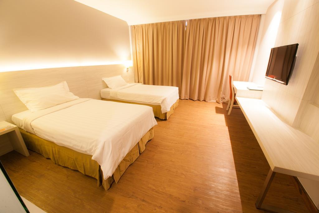 Hotel Malaysia Джордж Таун Стая снимка
