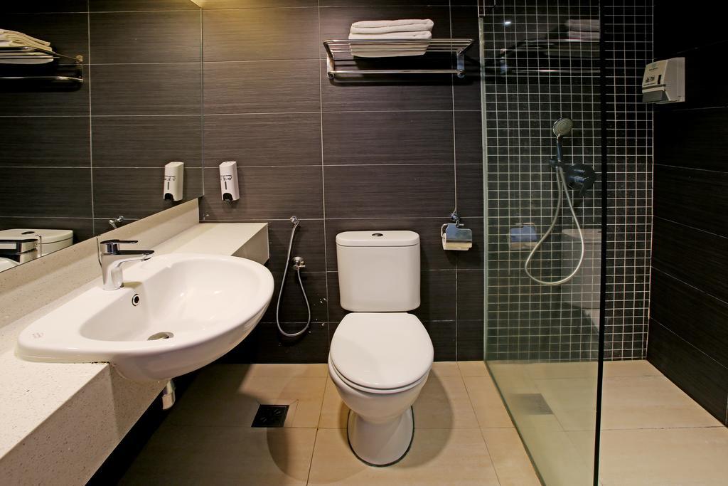 Hotel Malaysia Джордж Таун Екстериор снимка