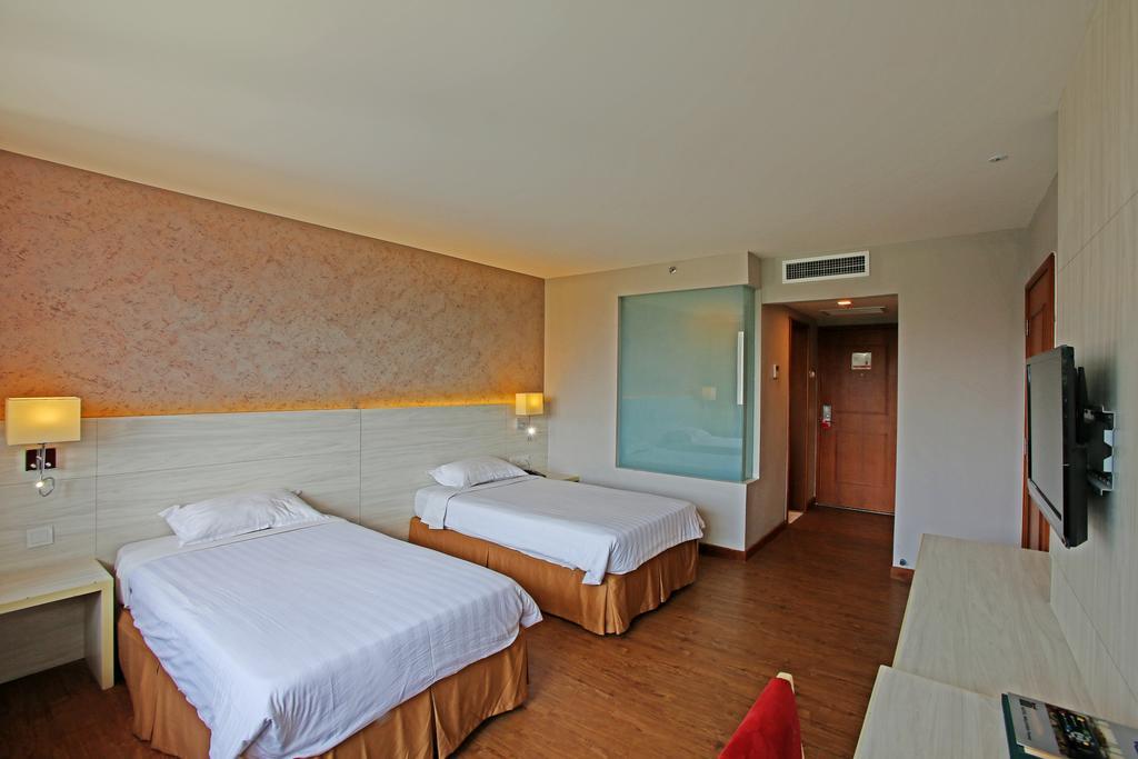 Hotel Malaysia Джордж Таун Екстериор снимка