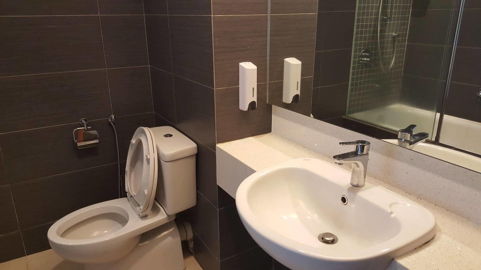 Hotel Malaysia Джордж Таун Екстериор снимка