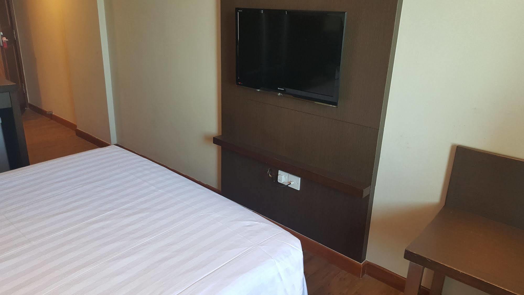 Hotel Malaysia Джордж Таун Екстериор снимка